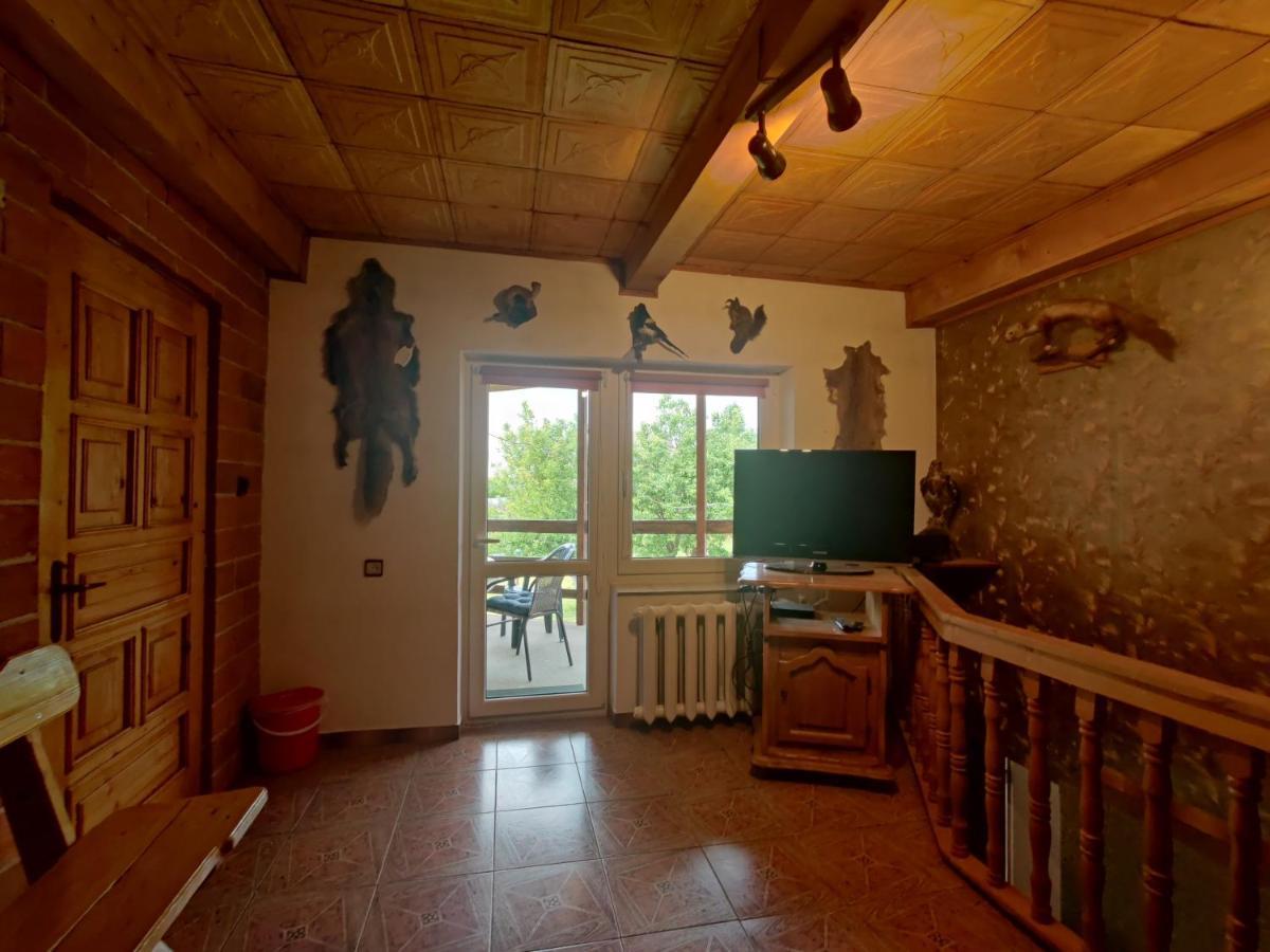 Hotel Przy Winogronie Uherce Mineralne Zewnętrze zdjęcie